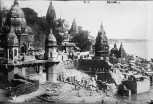 Benares_(Varanasi,_India)_-_1922