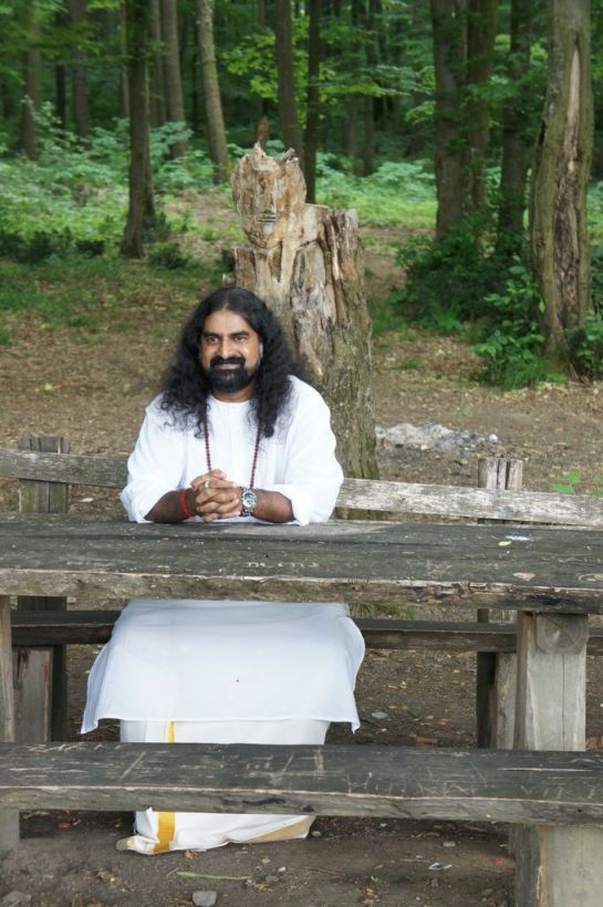 There is no existence apart from Sai. Sai Protect All the beings who walk on Earth. AUM SAI RAM.