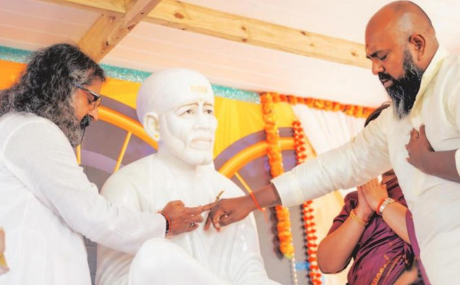 Life-size Shirdi Sai Baba murthi in Nonoti