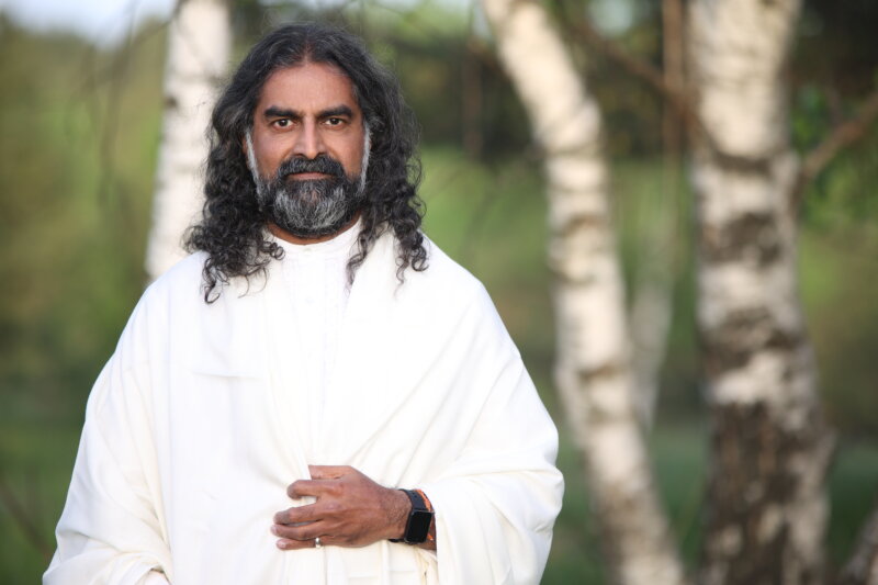 Why Spiritual Leader Brahmarishi Mohanji Encourages Vegan Eating